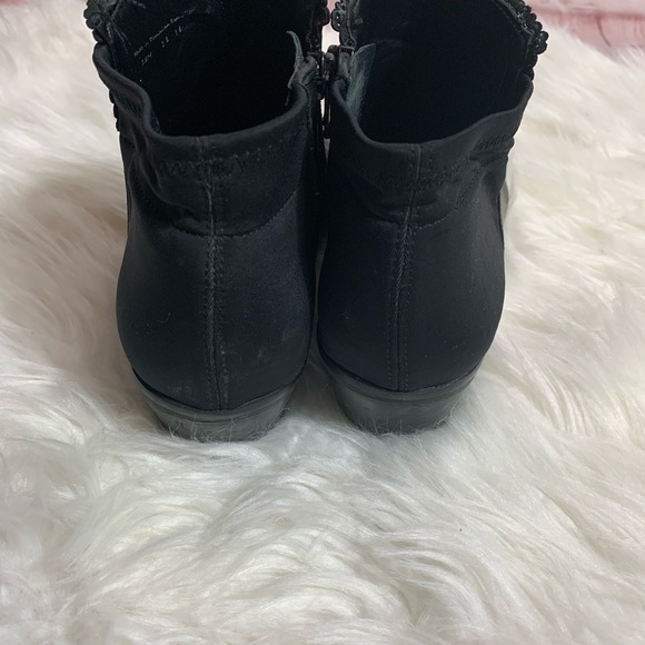 Jack Rogers Bailee Leather Booties Size 7.5 - Picture 5 of 8